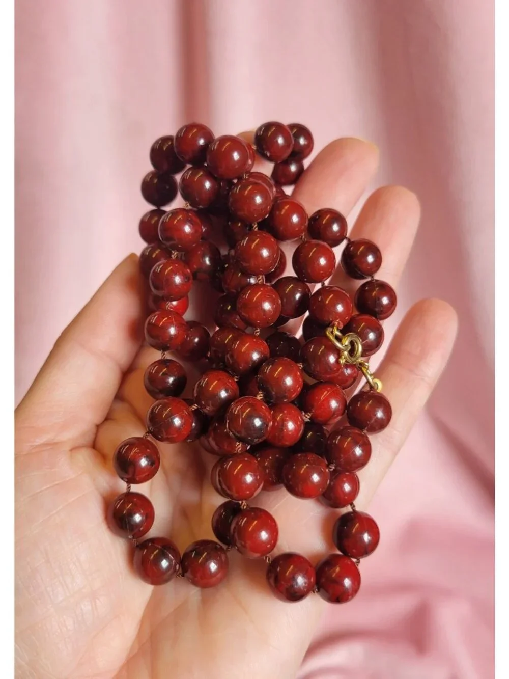 Vintage Sarah Coventry Signed Burgundy Round Beaded Long dark red Necklace N1F